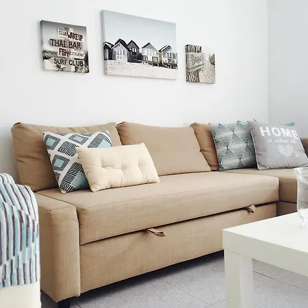 Palmeras Beach Apartment *